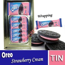 Oreo Strawberry Cream Biscuits (Tin)(W)